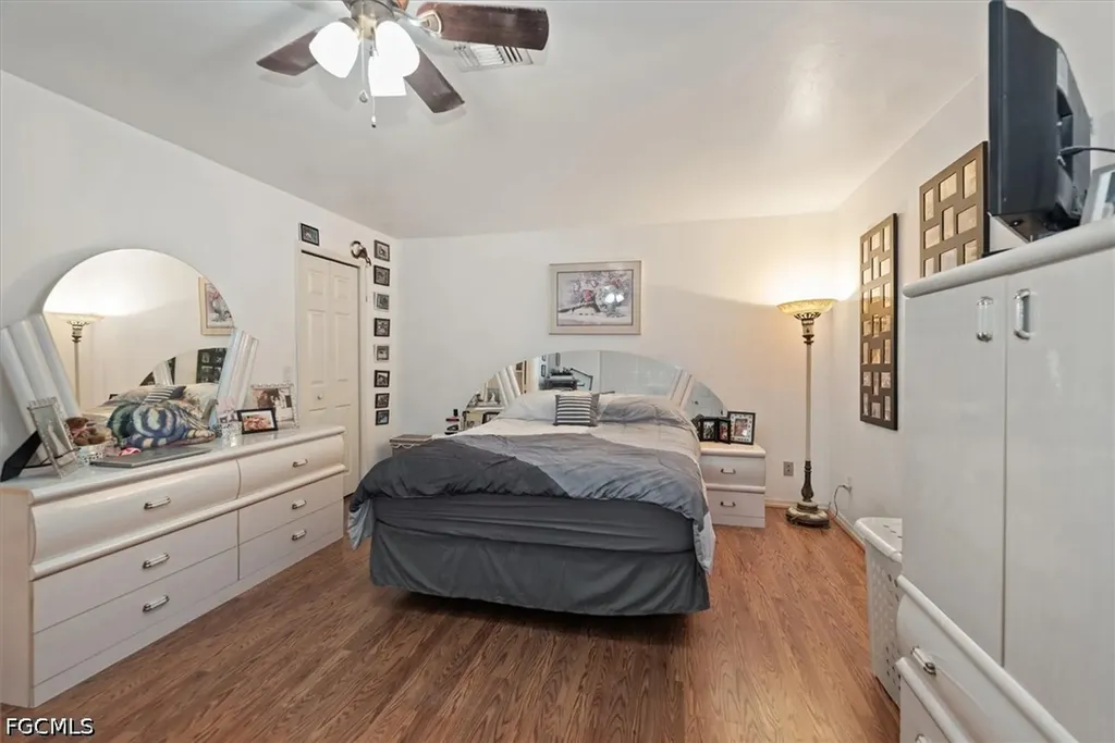 4860 14th Street NE Naples FL 34120