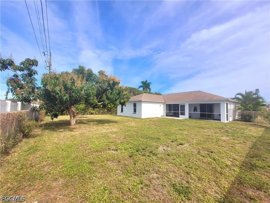 4102 SW 14th Avenue Cape Coral FL 33914