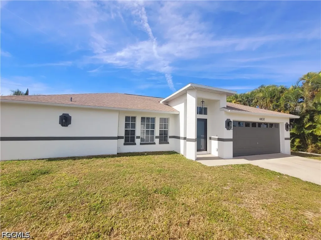 4102 SW 14th Avenue Cape Coral FL 33914