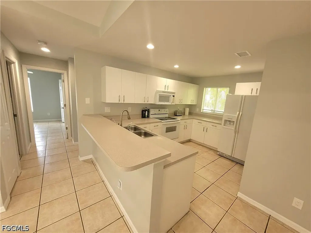4102 SW 14th Avenue Cape Coral FL 33914