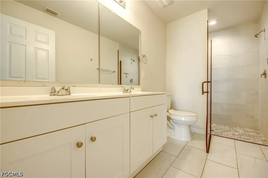 3814/3816 SW 15th Place Cape Coral FL 33914