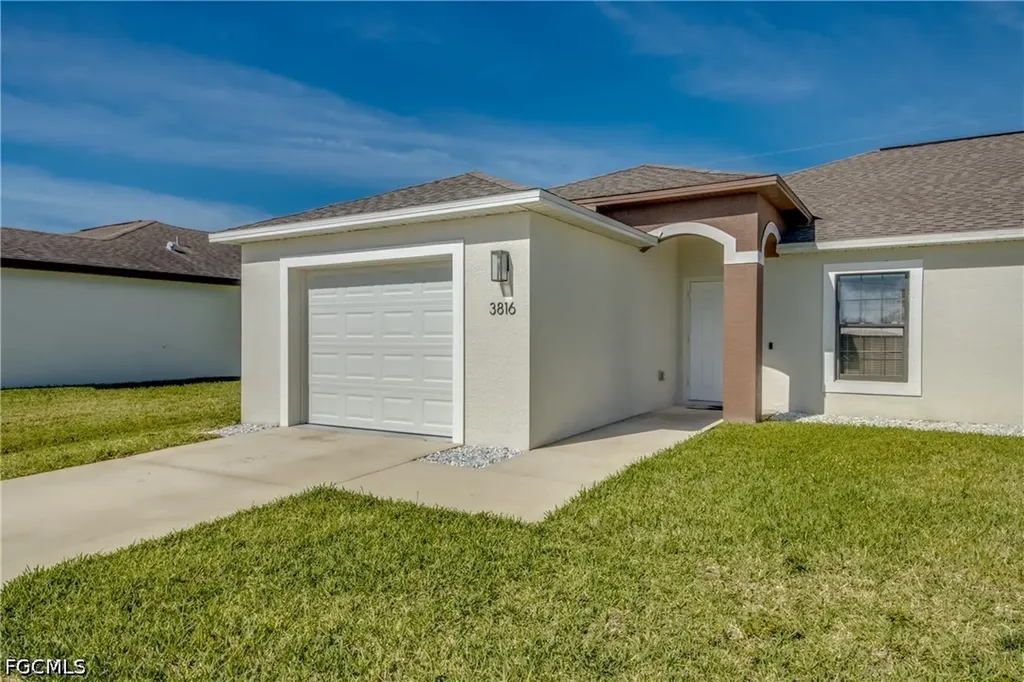 3814/3816 SW 15th Place Cape Coral FL 33914