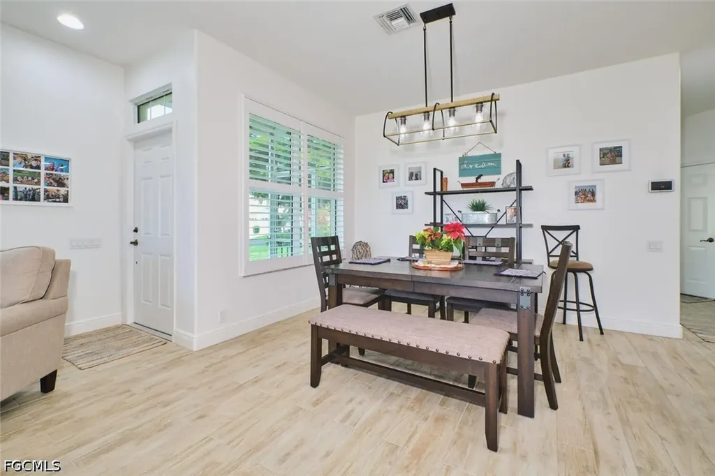8848 Middlebrook Drive Fort Myers FL 33908