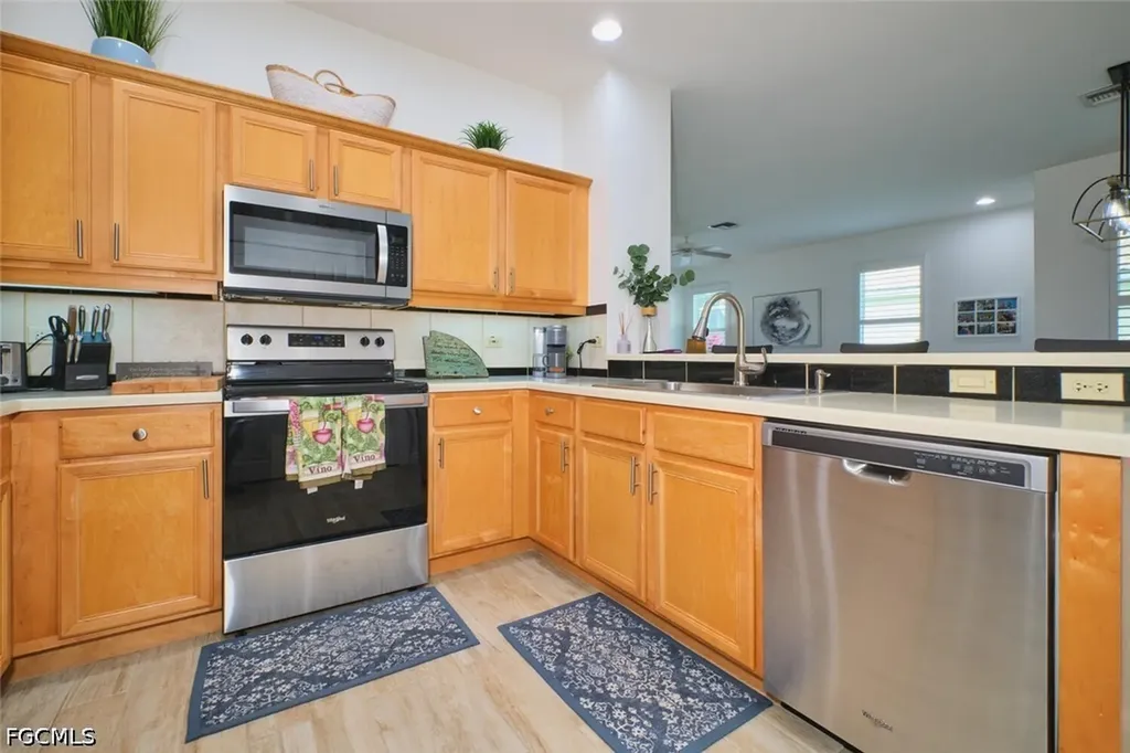 8848 Middlebrook Drive Fort Myers FL 33908