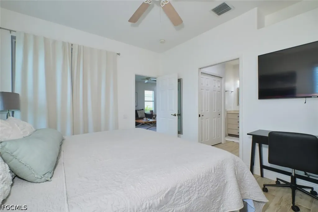 8848 Middlebrook Drive Fort Myers FL 33908