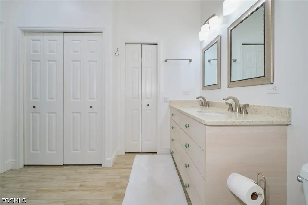 8848 Middlebrook Drive Fort Myers FL 33908