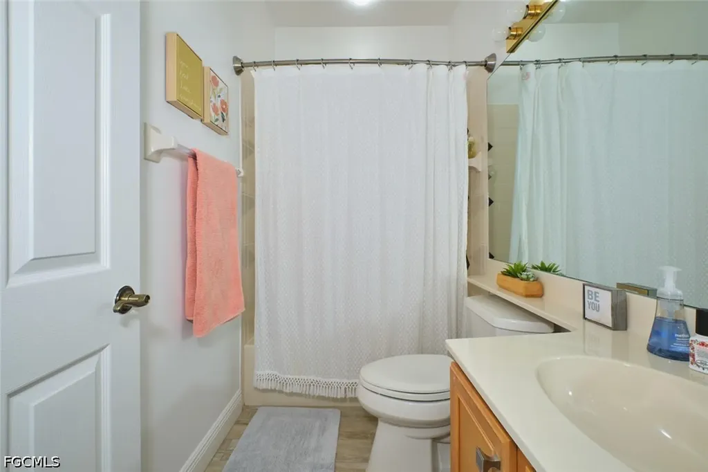 8848 Middlebrook Drive Fort Myers FL 33908
