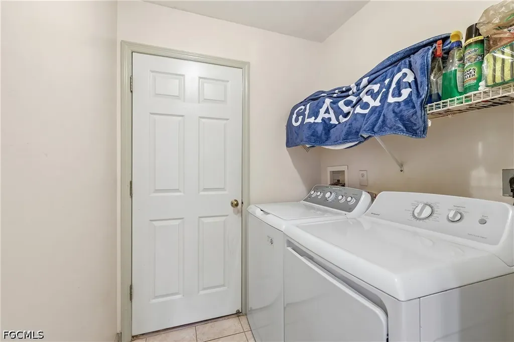 218 SE 2nd Avenue Cape Coral FL 33990