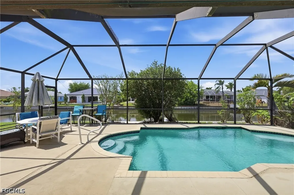 218 SE 2nd Avenue Cape Coral FL 33990
