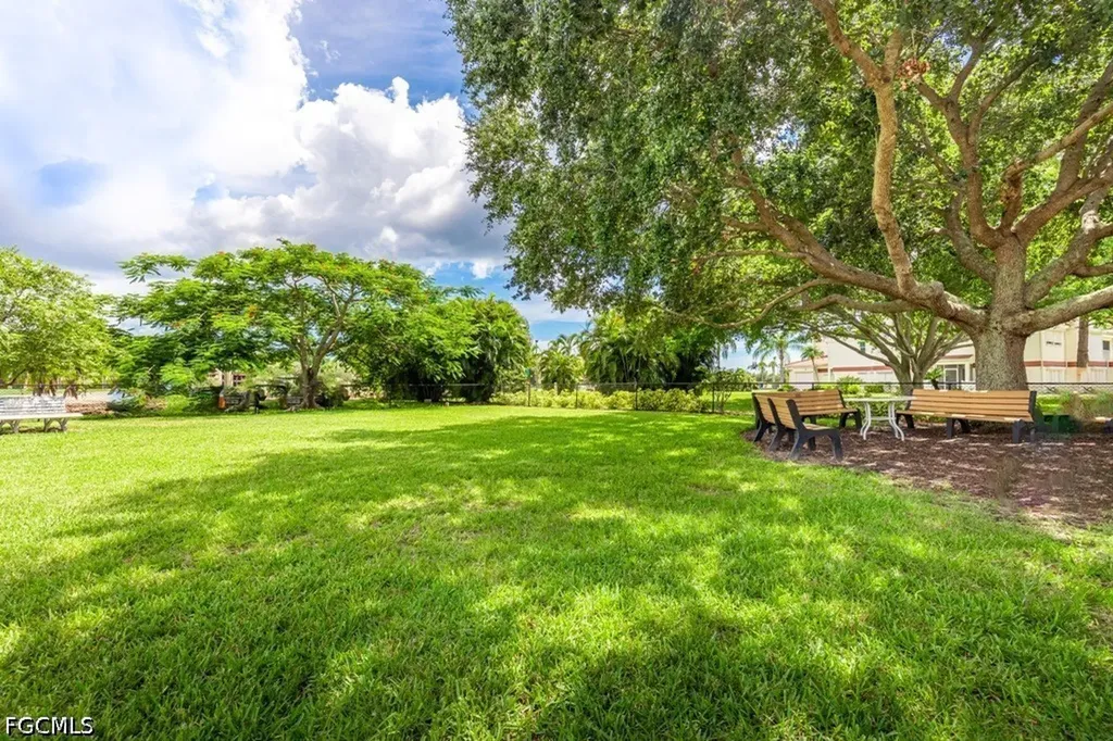 6220 Augusta Drive Fort Myers FL 33907