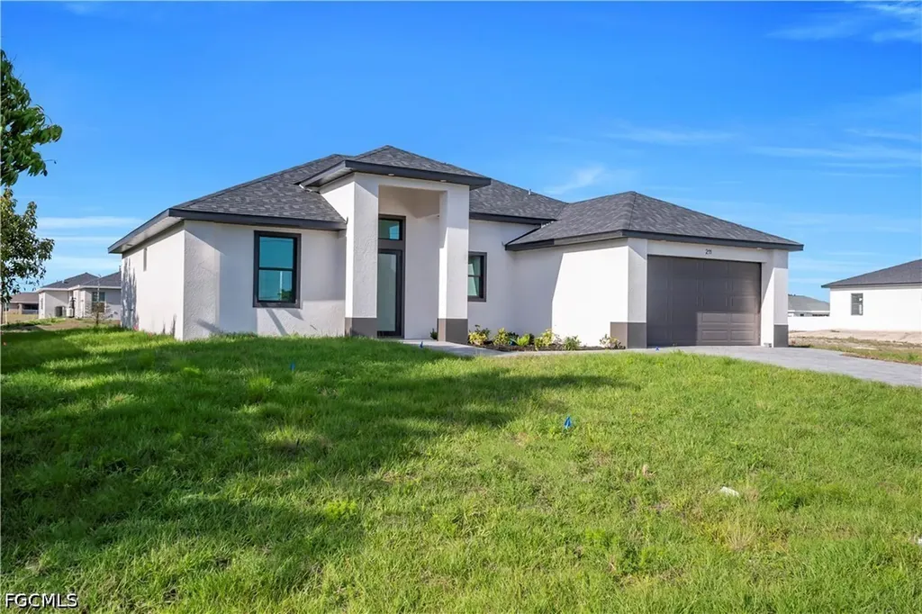 211 NE 15th Terrace Cape Coral FL 33909
