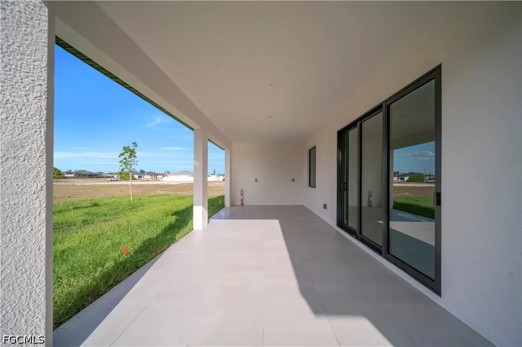 211 NE 15th Terrace Cape Coral FL 33909
