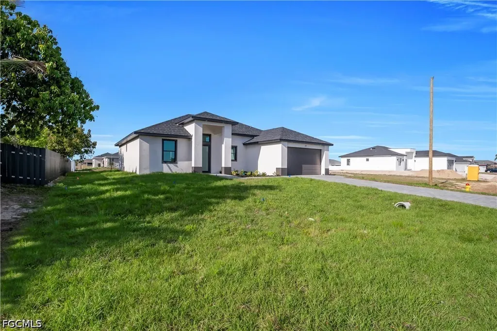 211 NE 15th Terrace Cape Coral FL 33909
