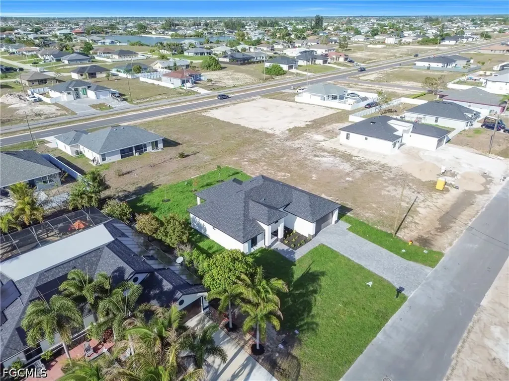211 NE 15th Terrace Cape Coral FL 33909