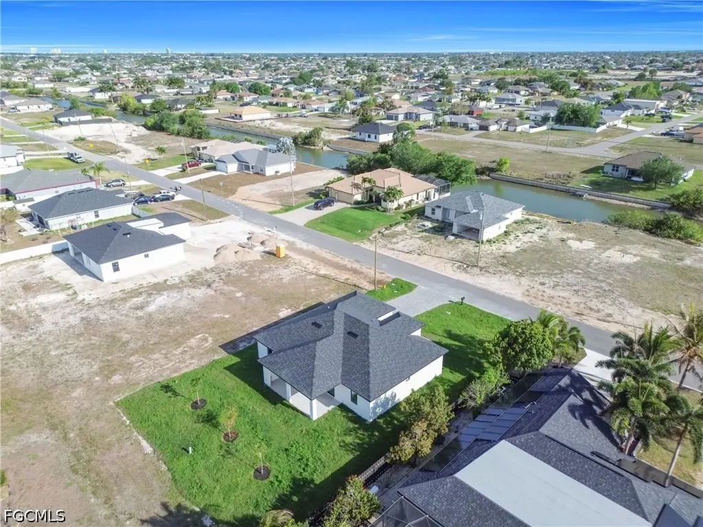 211 NE 15th Terrace Cape Coral FL 33909