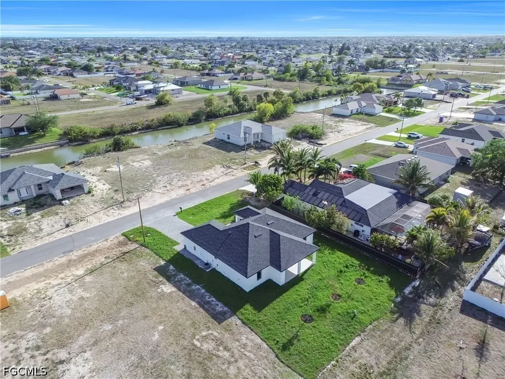 211 NE 15th Terrace Cape Coral FL 33909