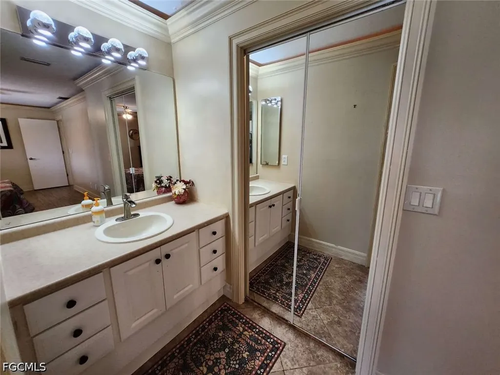 1924 Bolado Parkway Cape Coral FL 33990