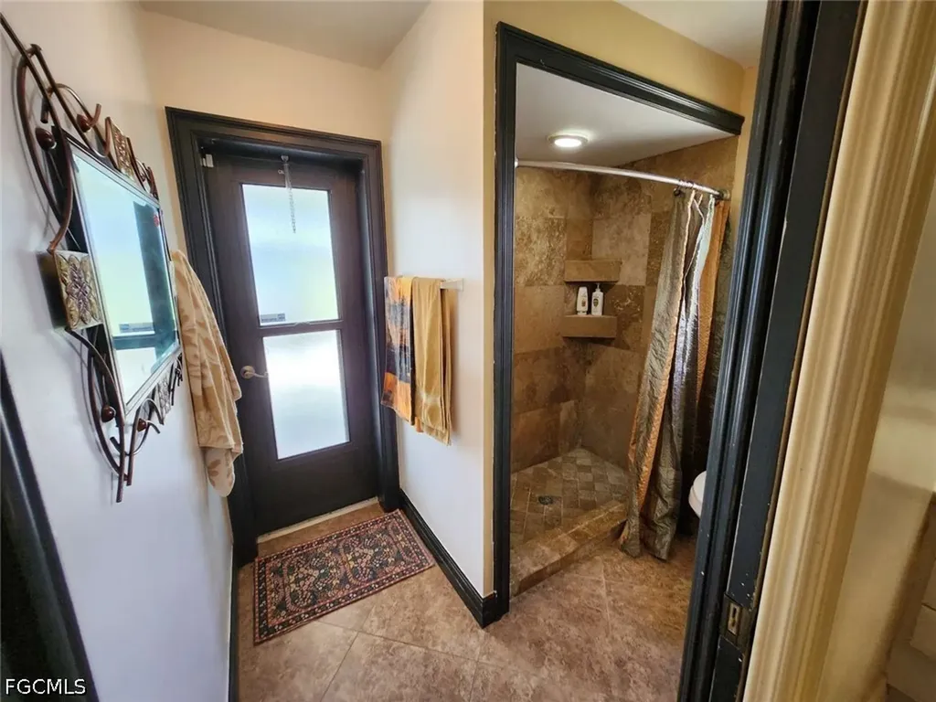 1924 Bolado Parkway Cape Coral FL 33990