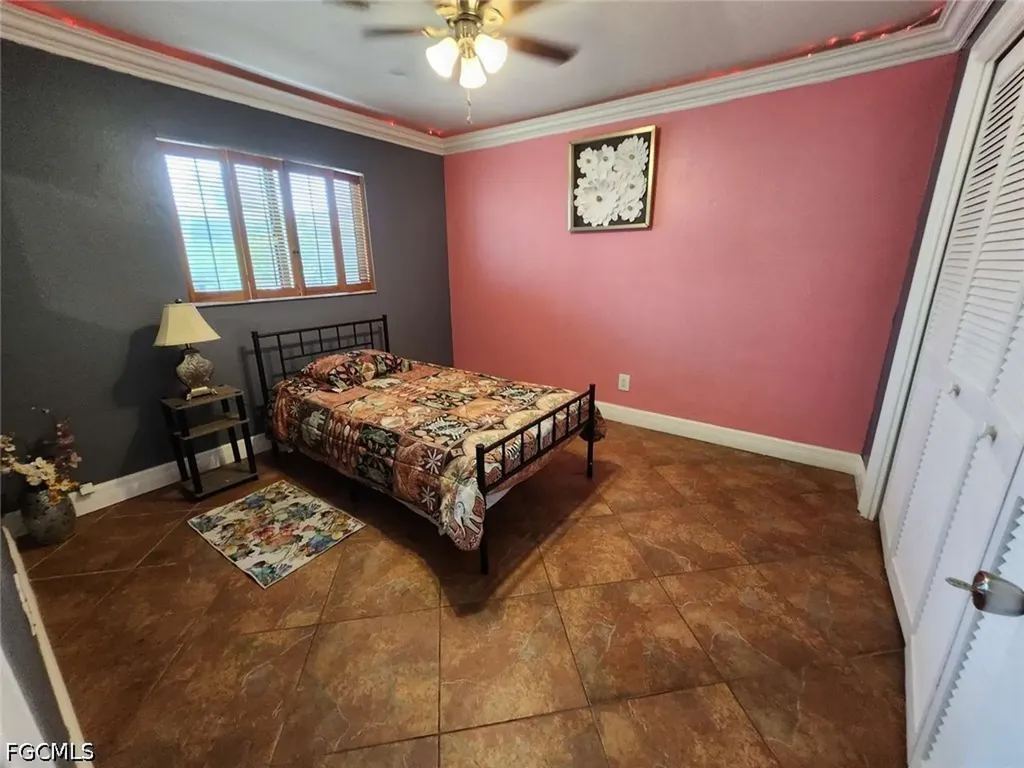 1924 Bolado Parkway Cape Coral FL 33990
