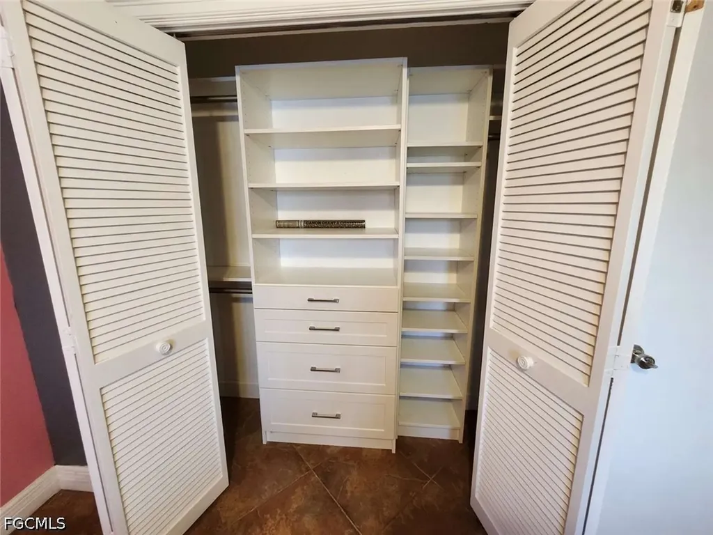 1924 Bolado Parkway Cape Coral FL 33990