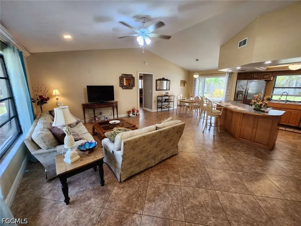 1924 Bolado Parkway Cape Coral FL 33990