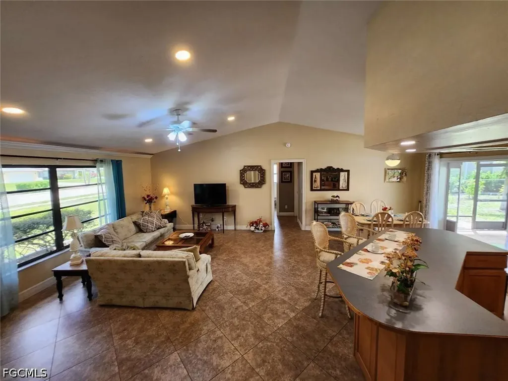 1924 Bolado Parkway Cape Coral FL 33990