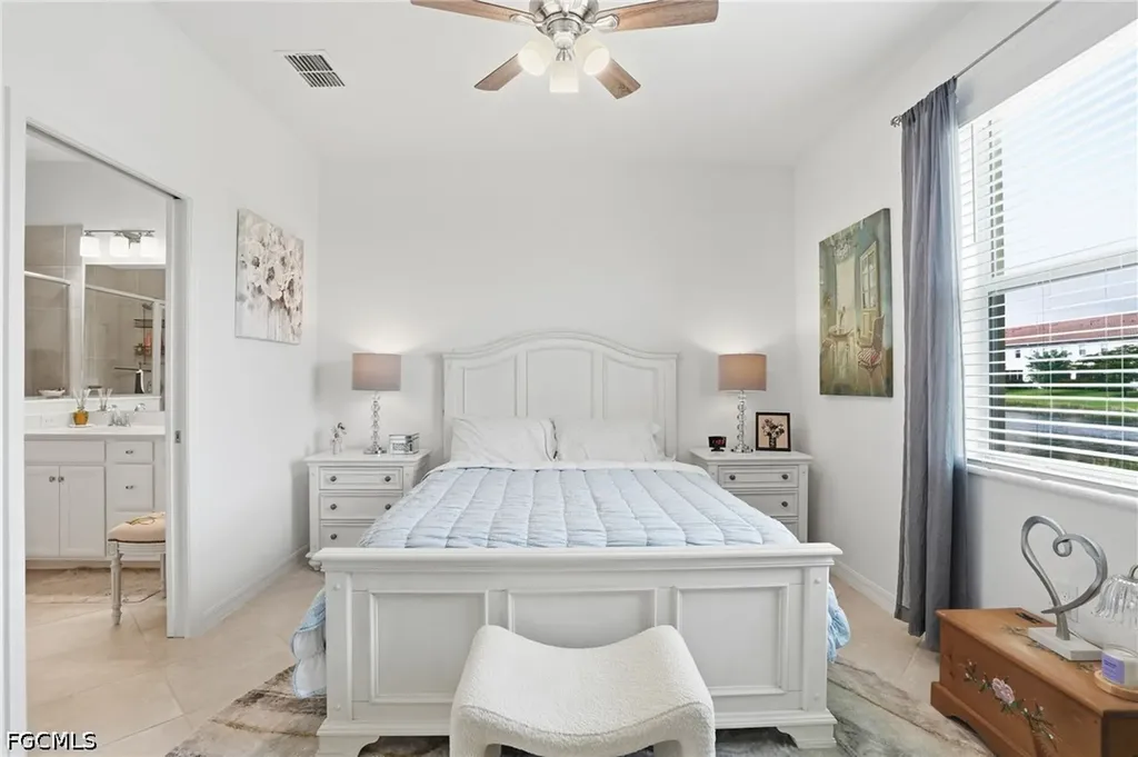 2621 Vine Avenue Naples FL 34120