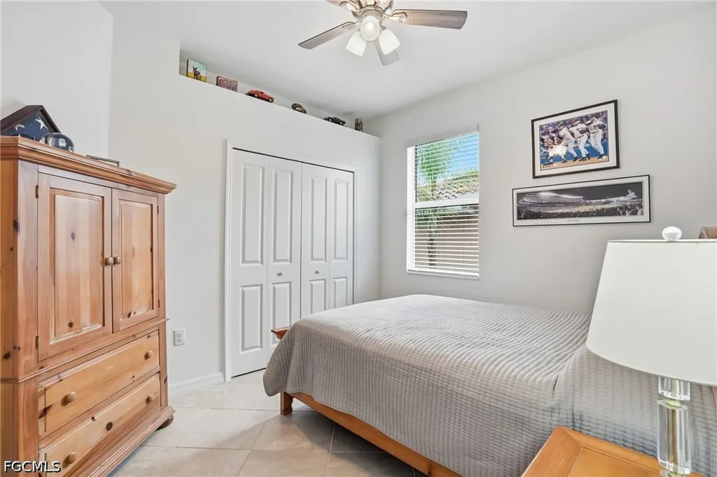 2621 Vine Avenue Naples FL 34120