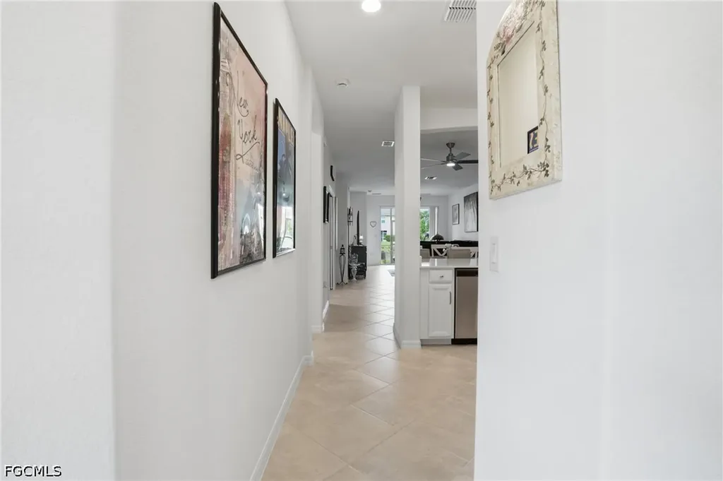 2621 Vine Avenue Naples FL 34120