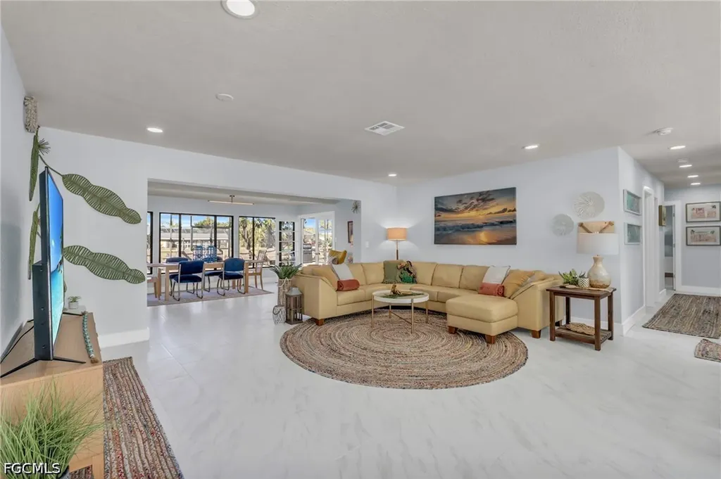 1443 Windsor Court Cape Coral FL 33904