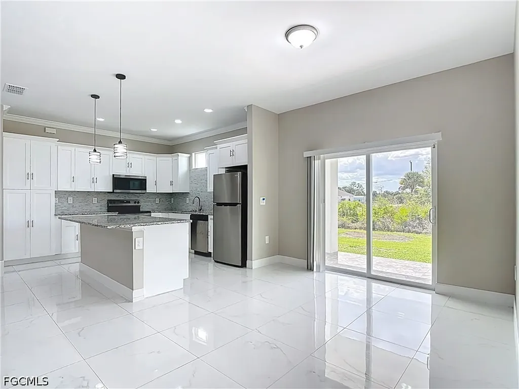 2815 Karen Avenue N Lehigh Acres FL 33971