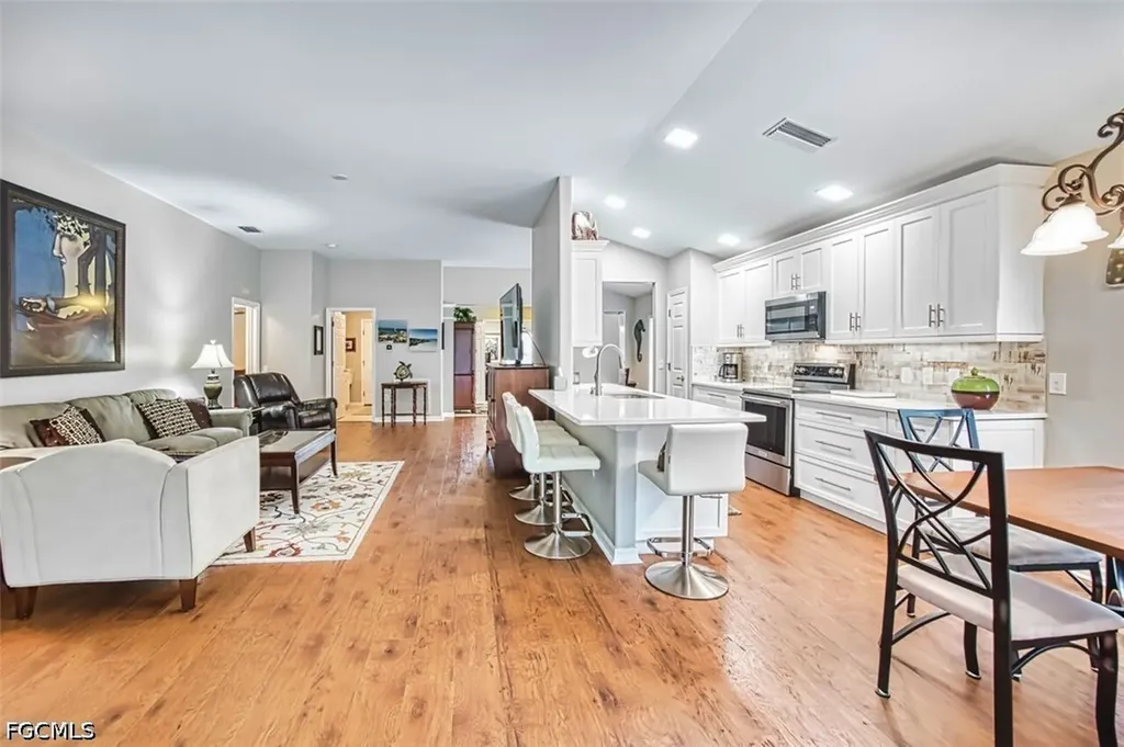 9521 Hemingway Lane Fort Myers FL 33913