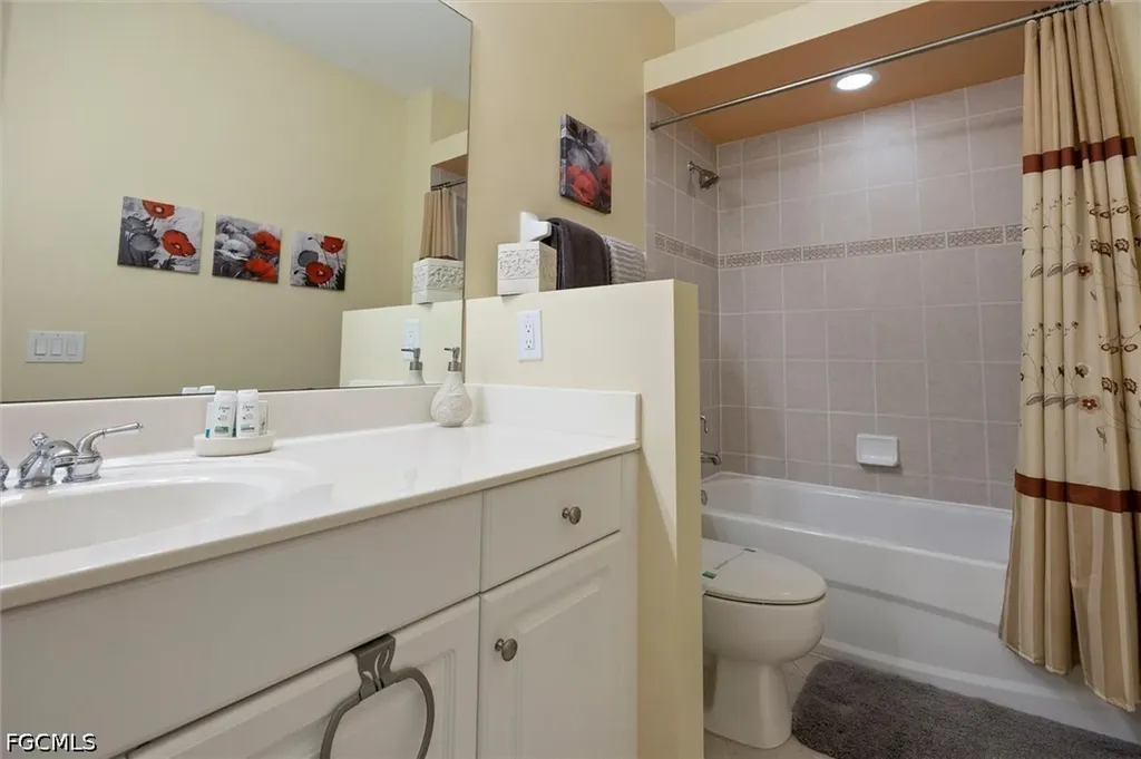3210 Cottonwood Bend Fort Myers FL 33905