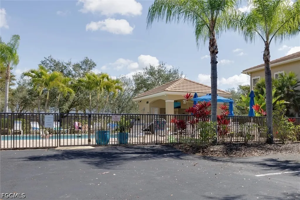 3210 Cottonwood Bend Fort Myers FL 33905