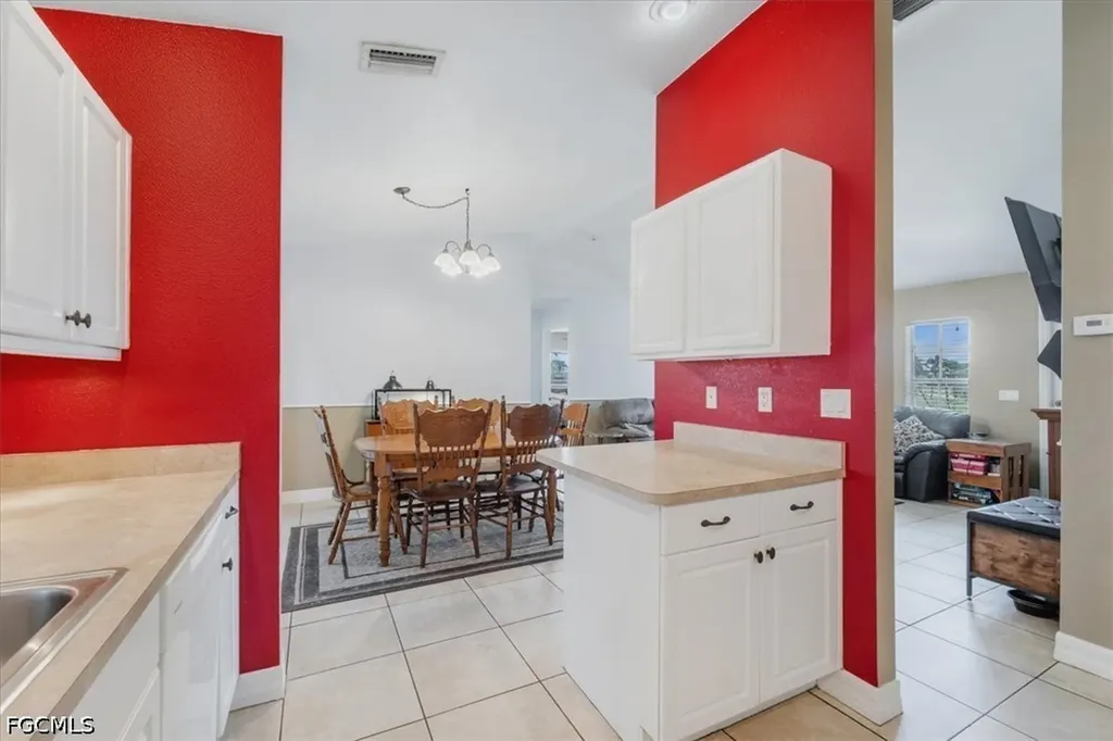 507 SE 8th Terrace Cape Coral FL 33990