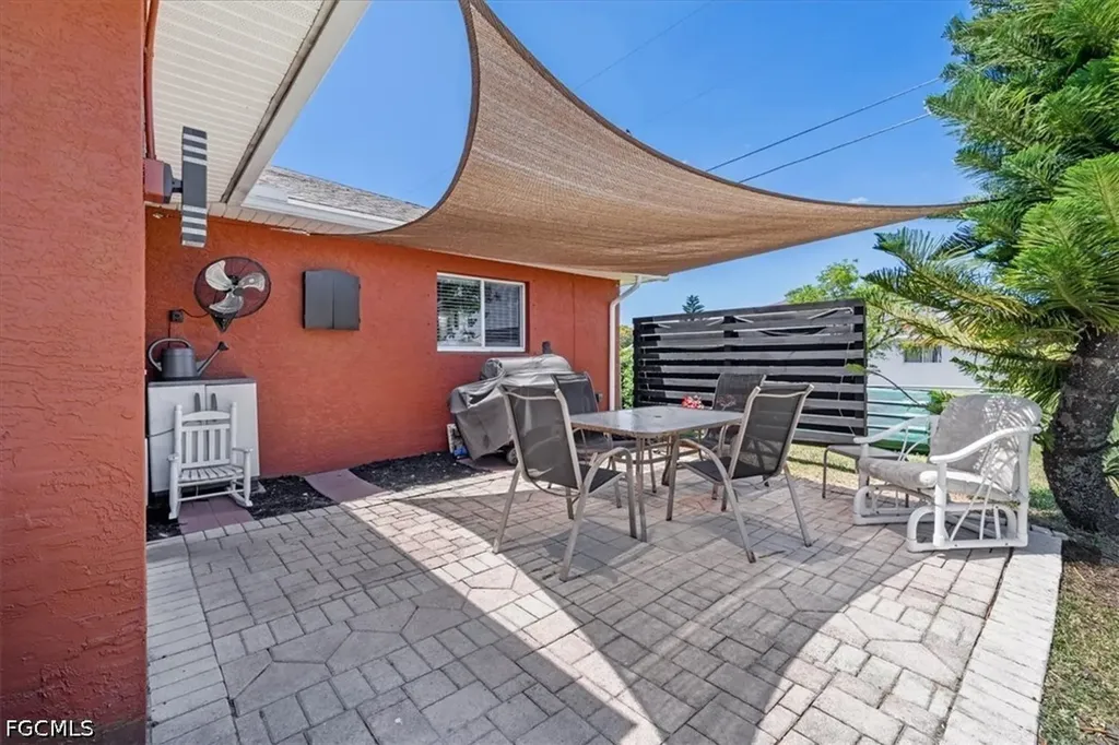 507 SE 8th Terrace Cape Coral FL 33990