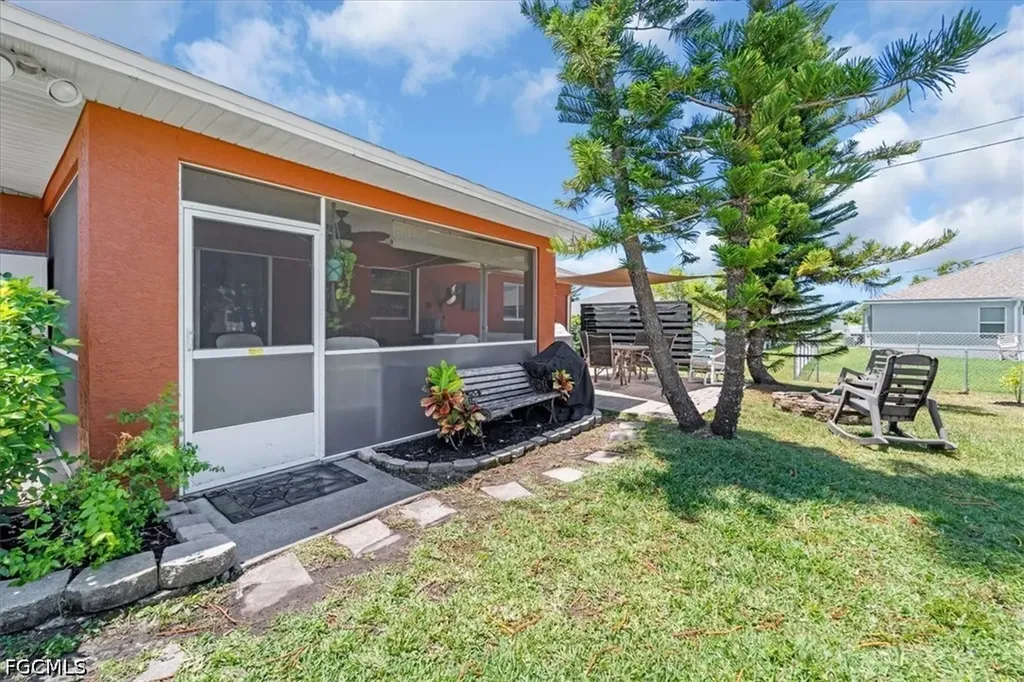 507 SE 8th Terrace Cape Coral FL 33990