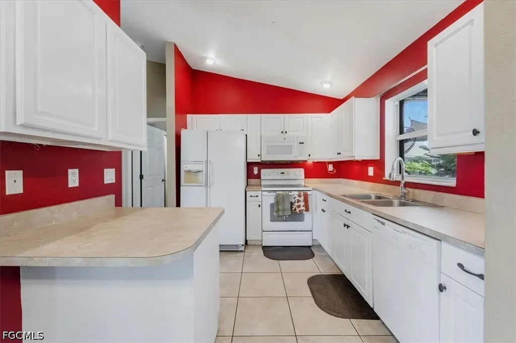 507 SE 8th Terrace Cape Coral FL 33990