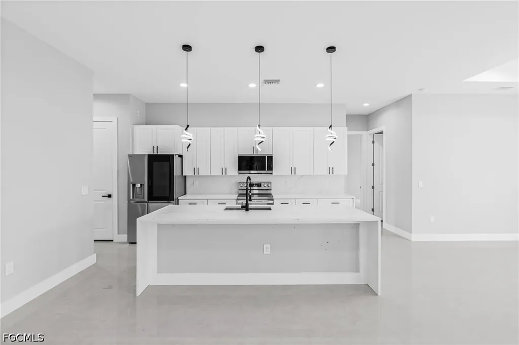 2830 NW 41st Avenue Cape Coral FL 33993