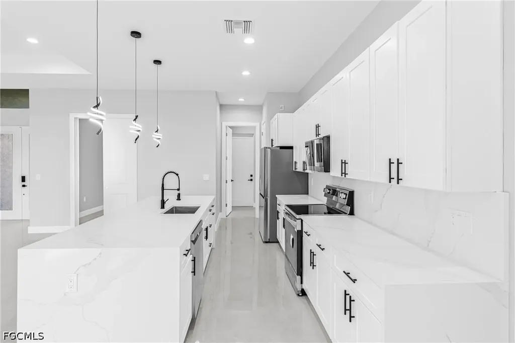 2830 NW 41st Avenue Cape Coral FL 33993