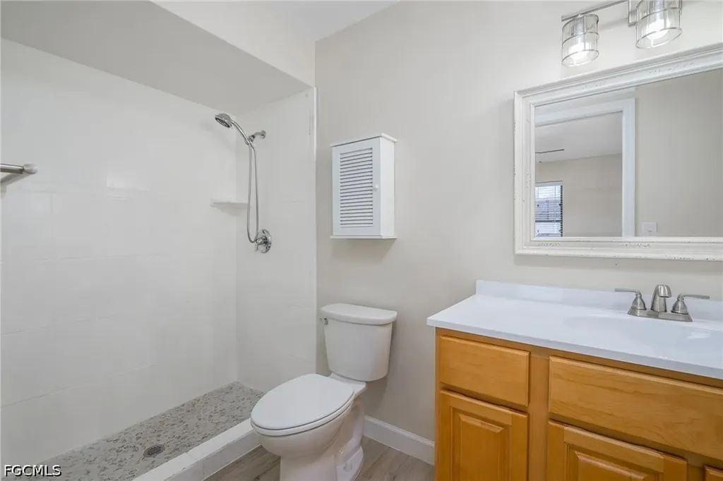2115 SE 14th Street Cape Coral FL 33990