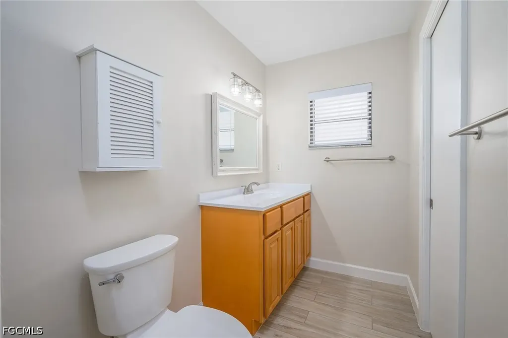2115 SE 14th Street Cape Coral FL 33990