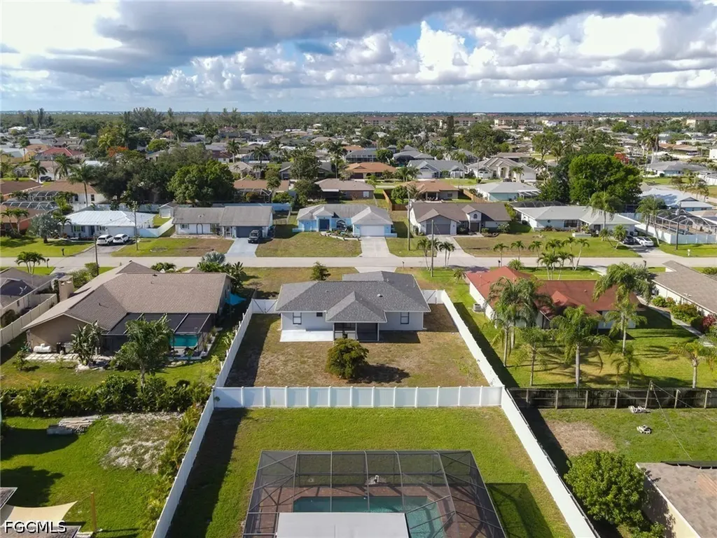 2115 SE 14th Street Cape Coral FL 33990