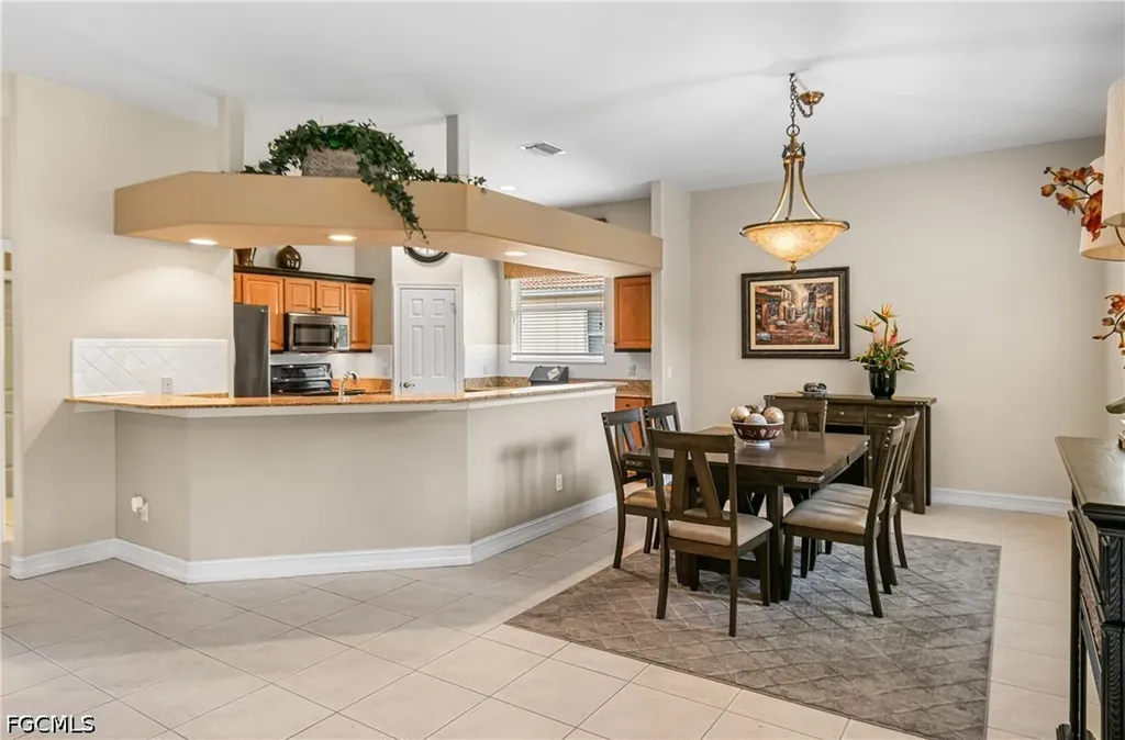12111 Hidden Links Drive Fort Myers FL 33913