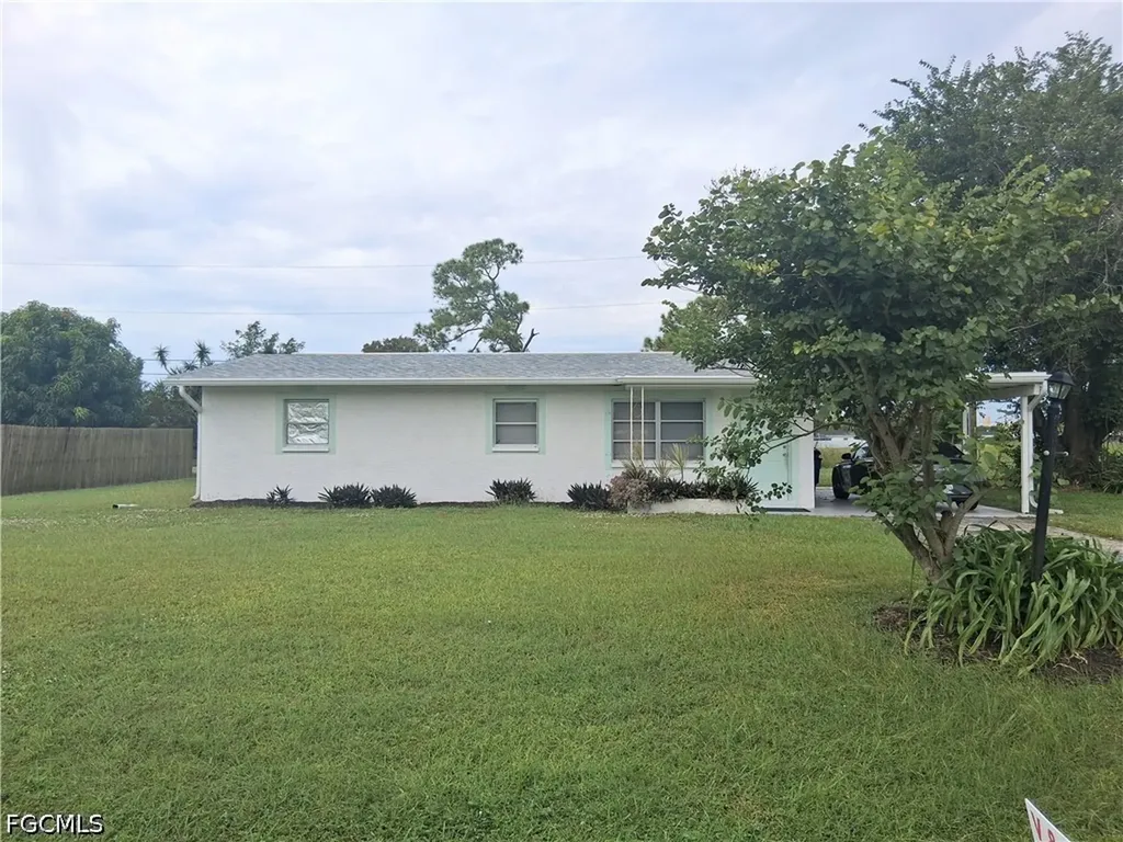 117 Coolidge Avenue Lehigh Acres FL 33936