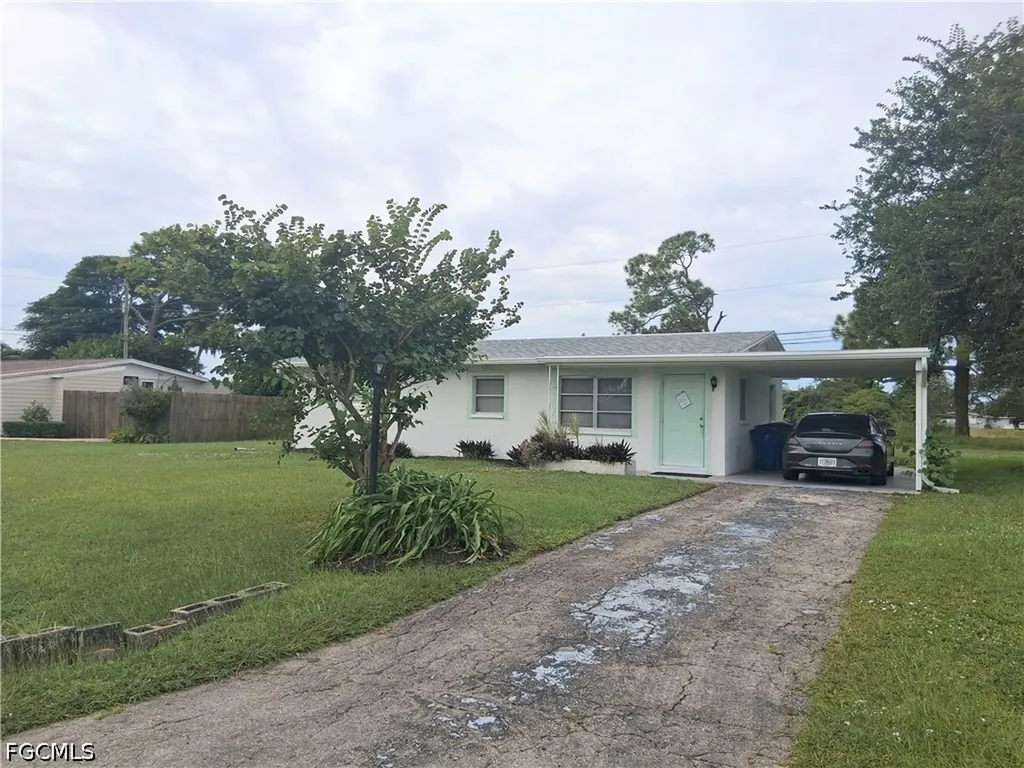 117 Coolidge Avenue Lehigh Acres FL 33936