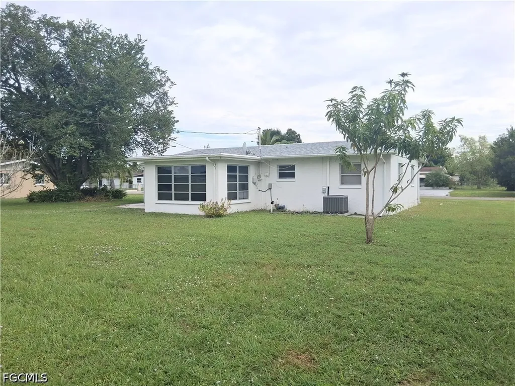 117 Coolidge Avenue Lehigh Acres FL 33936