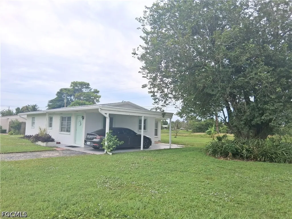 117 Coolidge Avenue Lehigh Acres FL 33936