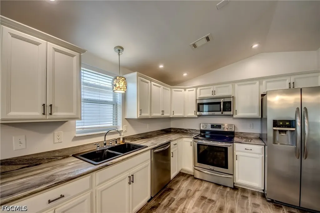 7230 Ladyfish Drive St. James City FL 33956