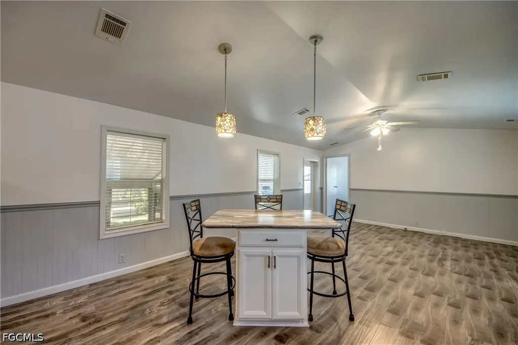 7230 Ladyfish Drive St. James City FL 33956